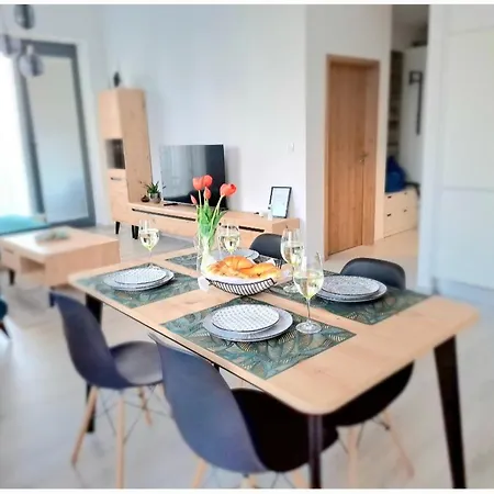 Apartman New With Garage Place