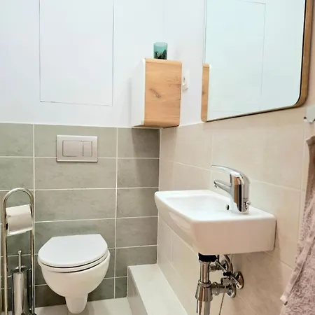 Apartman New With Garage Place